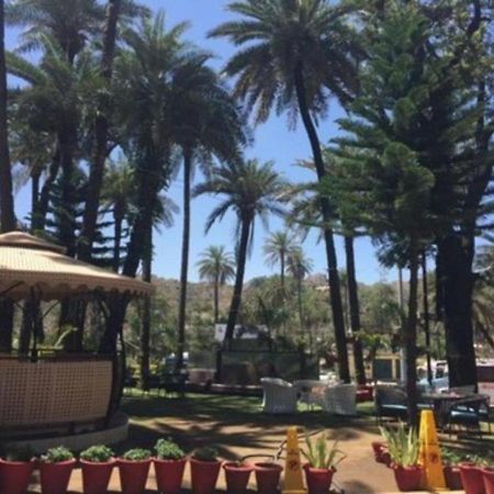 Hotel Sheratone Mount Abu Bagian luar foto