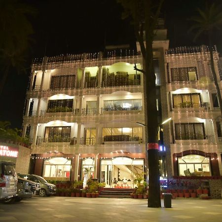Hotel Sheratone Mount Abu Bagian luar foto