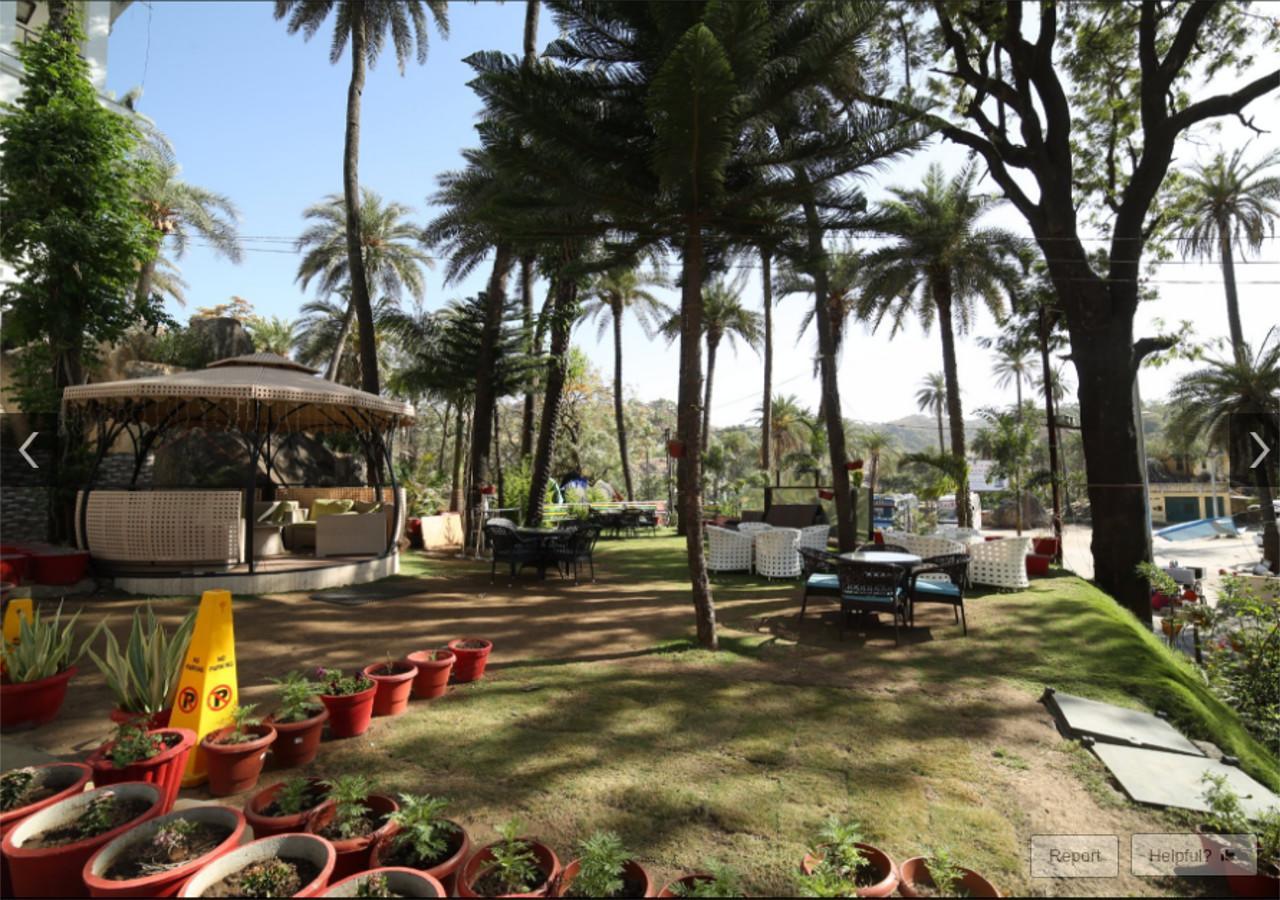 Hotel Sheratone Mount Abu Bagian luar foto